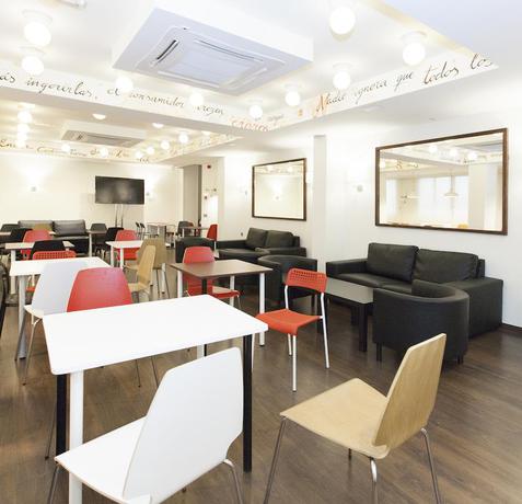 Imagen del bar/restaurante del Hotel Los Bracos. Foto 7