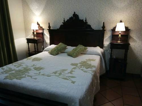 Imagen de la habitación del Hotel Los Bronces. Foto 3