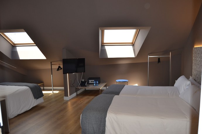 Imagen de la habitación del Hotel Los Campones. Foto 15