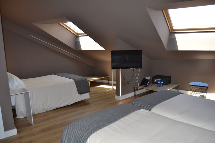 Imagen de la habitación del Hotel Los Campones. Foto 17