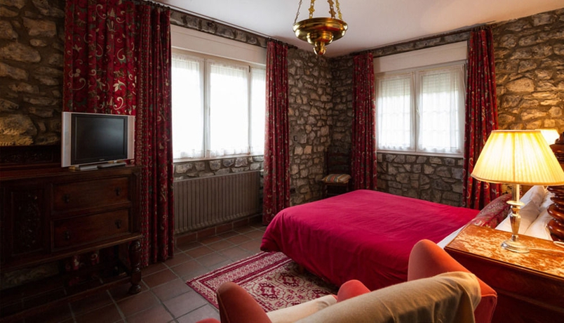 Imagen de la habitación del Hotel Los Caspios. Foto 10