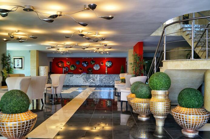 Imagen general del Hotel Los Cedros Inn, TORREÓN. Foto 8