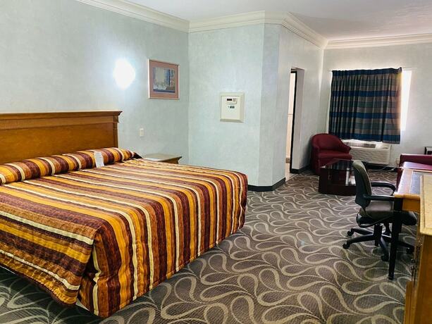 Imagen de la habitación del Hotel Los Cedros Inn, TORREÓN. Foto 14