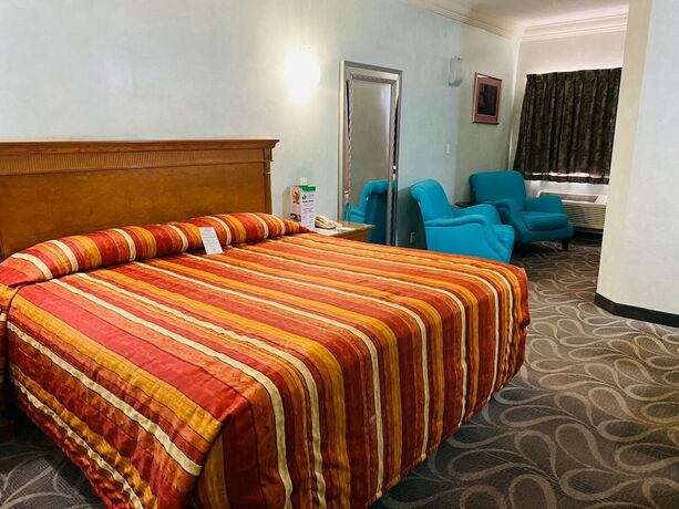 Imagen de la habitación del Hotel Los Cedros Inn, TORREÓN. Foto 15