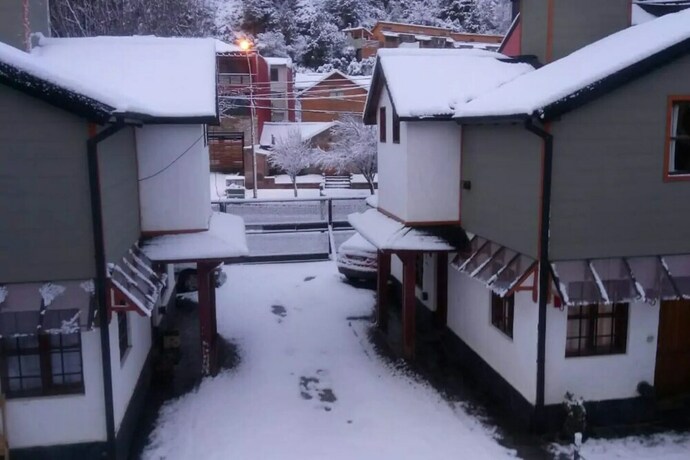 Imagen general del Hotel Los Cerezos, SAN MART&Iacute;N DE LOS ANDES. Foto 4