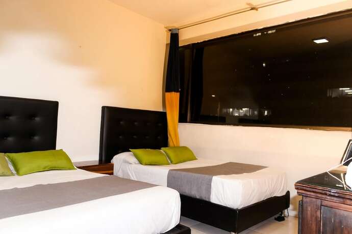 Imagen de la habitación del Hotel Los Cerros De Bogotá. Foto 20