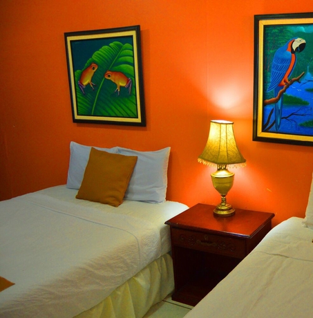 Imagen de la habitación del Hotel Los Cisneros. Foto 4