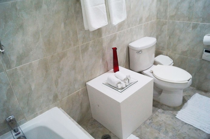 Imagen de la habitación del Hotel Los Cocos Chetumal. Foto 10