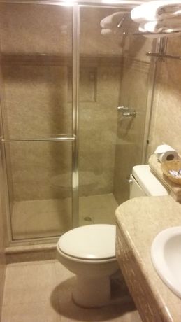 Imagen de la habitación del Hotel Los Coloniales de Reynosa. Foto 6