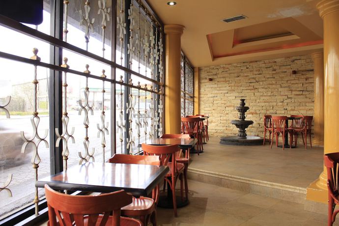 Imagen del bar/restaurante del Hotel Los Coloniales de Reynosa. Foto 4