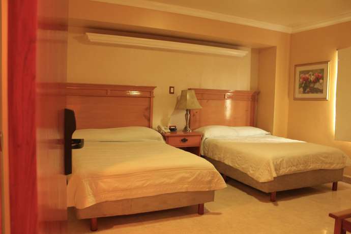 Imagen de la habitación del Hotel Los Coloniales de Reynosa. Foto 11