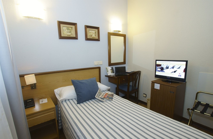 Imagen de la habitación del Hotel Los Condes. Foto 9