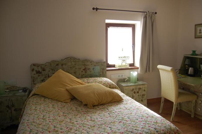 Imagen de la habitación del Hotel Los Corrales de Soto. Foto 6