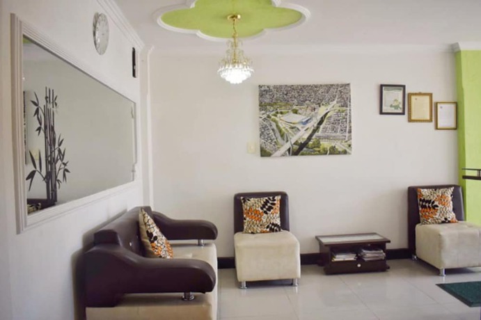 Imagen de los interiores del Hotel Los Cristales, Pereira. Foto 19