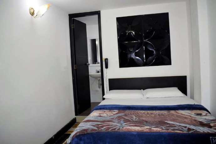 Imagen de la habitación del Hotel Los Cristales, Pereira. Foto 13