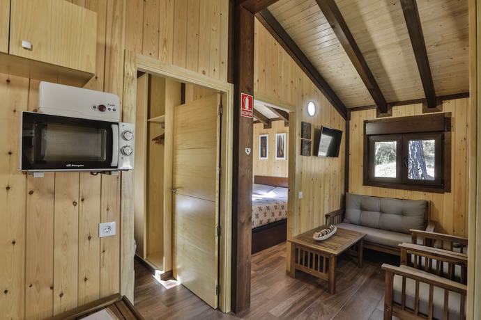 Imagen de la habitación del Hotel Los Enebros. Foto 5