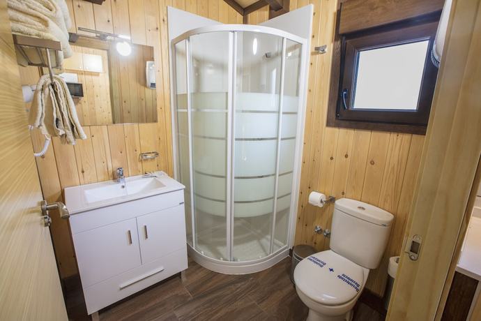 Imagen de la habitación del Hotel Los Enebros. Foto 7