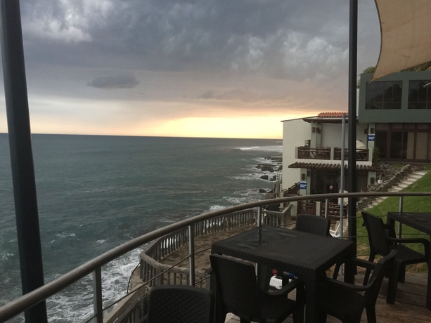 Imagen del bar/restaurante del Hotel Los Farallones. Foto 5