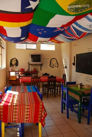 Imagen del bar/restaurante del Hotel Los Faroles. Foto 12