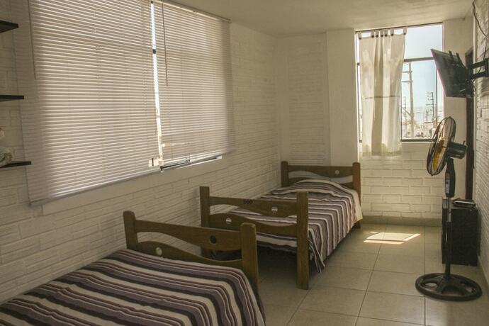 Imagen de la habitación del Hotel Los Faroles. Foto 19