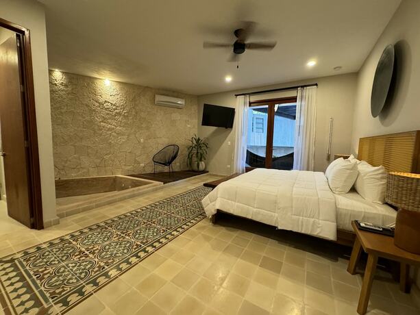 Imagen de la habitación del Hotel Los Frailes Concept. Foto 16