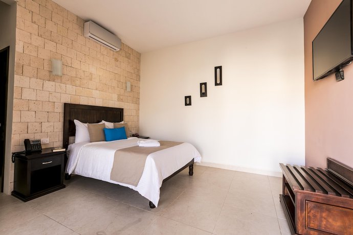 Imagen de la habitación del Hotel Los Frailes, Valladolid, Yucat&aacute;n. Foto 3