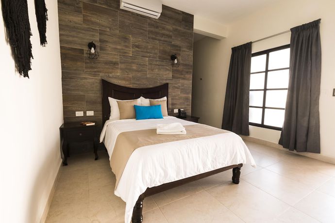 Imagen de la habitación del Hotel Los Frailes, Valladolid, Yucat&aacute;n. Foto 8
