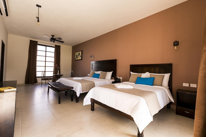 Imagen de la habitación del Hotel Los Frailes, Valladolid, Yucat&aacute;n. Foto 11