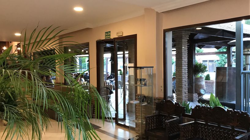 Imagen de los interiores del Hotel Los Galanes. Foto 10