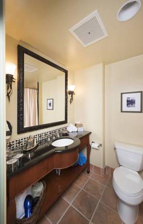 Imagen de la habitación del Hotel Los Gatos. Foto 6