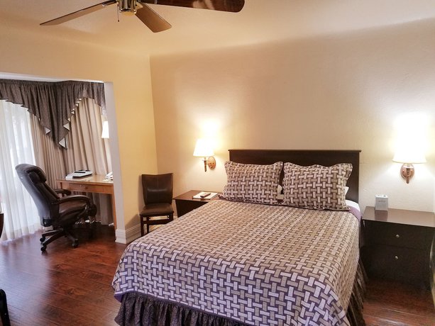 Imagen de la habitación del Hotel Los Gatos Garden Inn. Foto 8