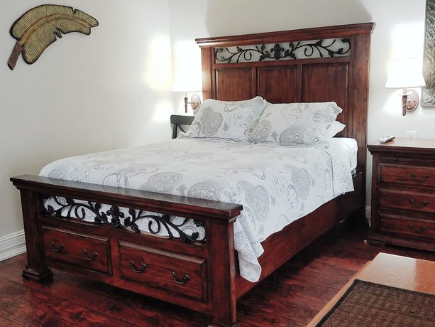 Imagen de la habitación del Hotel Los Gatos Garden Inn. Foto 15