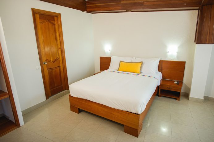 Imagen de la habitación del Hotel Los Gavilanes. Foto 6