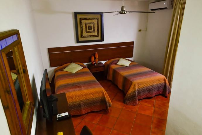 Imagen de la habitación del Hotel Los Girasoles Cancun. Foto 13