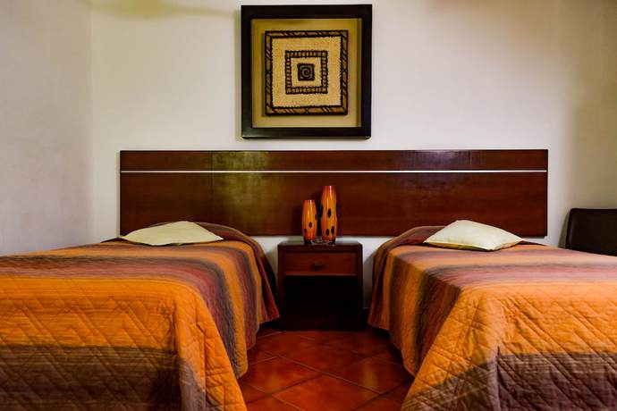 Imagen de la habitación del Hotel Los Girasoles Cancun. Foto 17