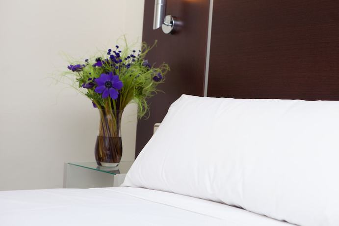 Imagen de la habitación del Hotel Los Girasoles, Granada. Foto 11