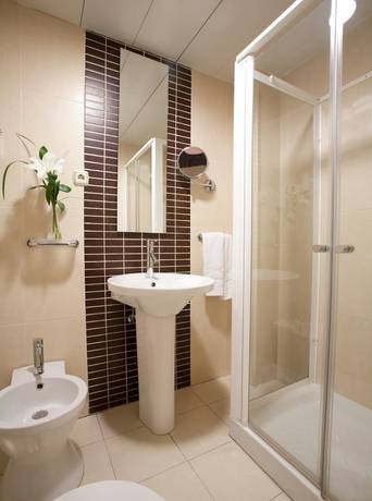 Imagen de la habitación del Hotel Los Girasoles, Granada. Foto 14