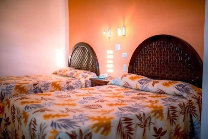 Imagen de la habitación del Hotel Los Girasoles, Tepic. Foto 5