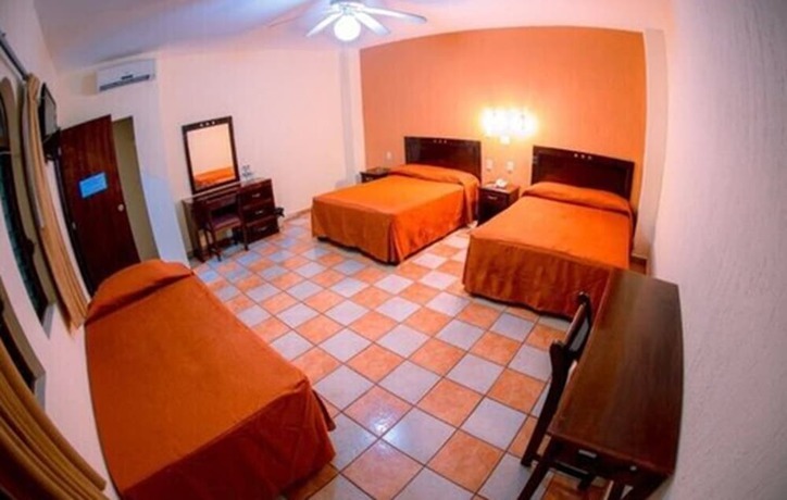 Imagen de la habitación del Hotel Los Girasoles, Tepic. Foto 9