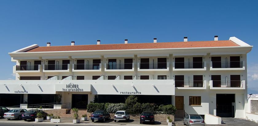 Imagen de los exteriores del Hotel Los Granados, Navalmoral de la Mata. Foto 11