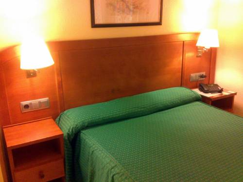 Imagen de la habitación del Hotel Los Habaneros. Foto 2
