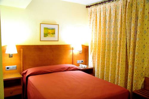 Imagen de la habitación del Hotel Los Habaneros. Foto 4