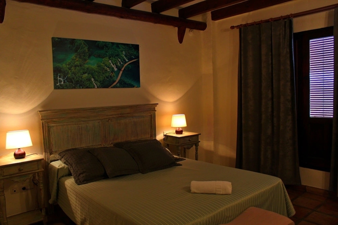 Imagen de la habitación del Hotel Los Jarales. Foto 3