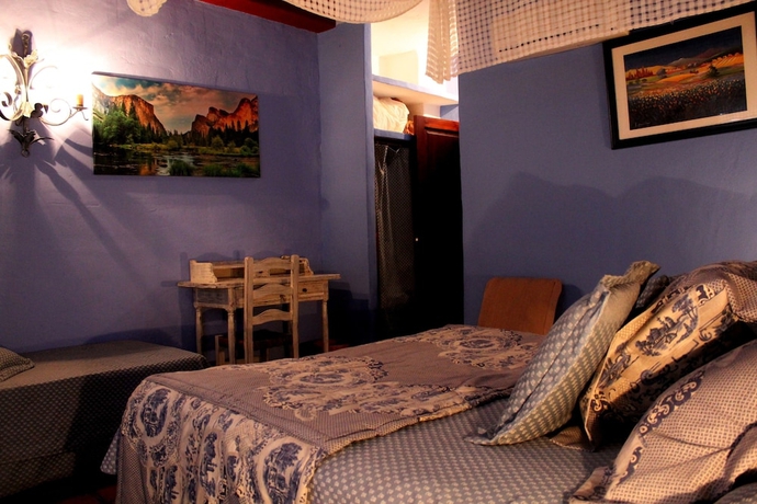 Imagen de la habitación del Hotel Los Jarales. Foto 4