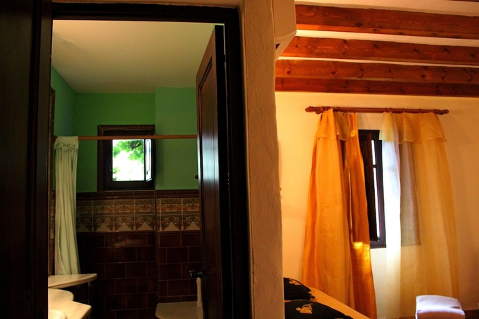 Imagen de la habitación del Hotel Los Jarales. Foto 5