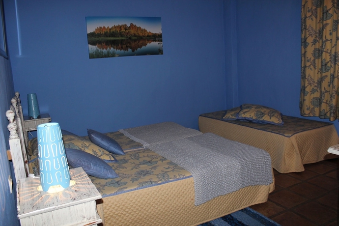 Imagen de la habitación del Hotel Los Jarales. Foto 7