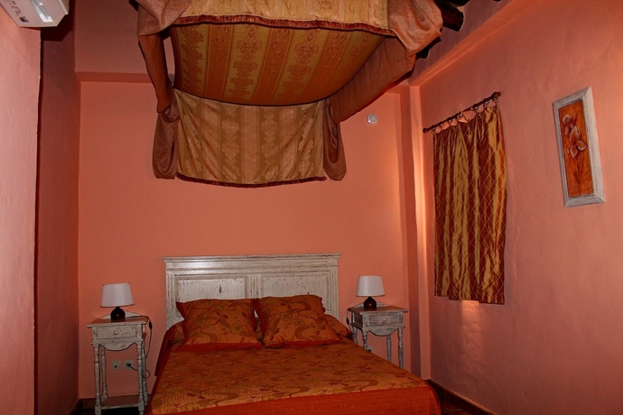 Imagen de la habitación del Hotel Los Jarales. Foto 12