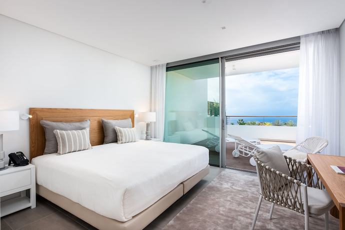 Imagen de la habitación del Hotel Los Jardines de Abama Suites. Foto 15