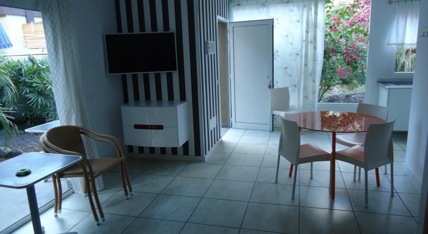 Imagen general del Hotel Los Jardines del Cura. Foto 6