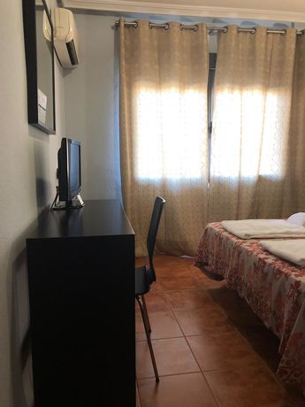 Imagen de la habitación del Hotel Los Kekes. Foto 6